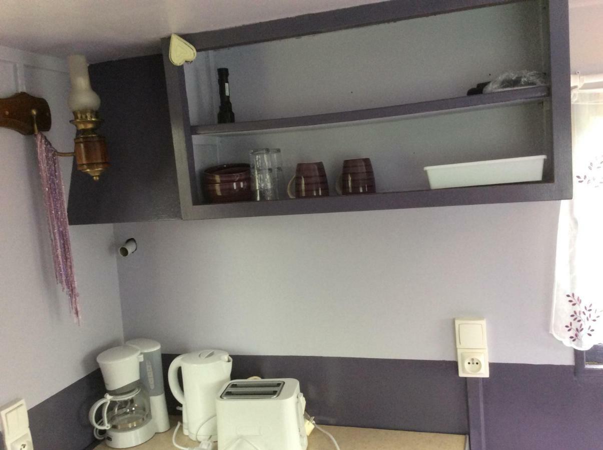 Les Roulottes Des Songes De L'Authie Bed & Breakfast Boufflers Bagian luar foto